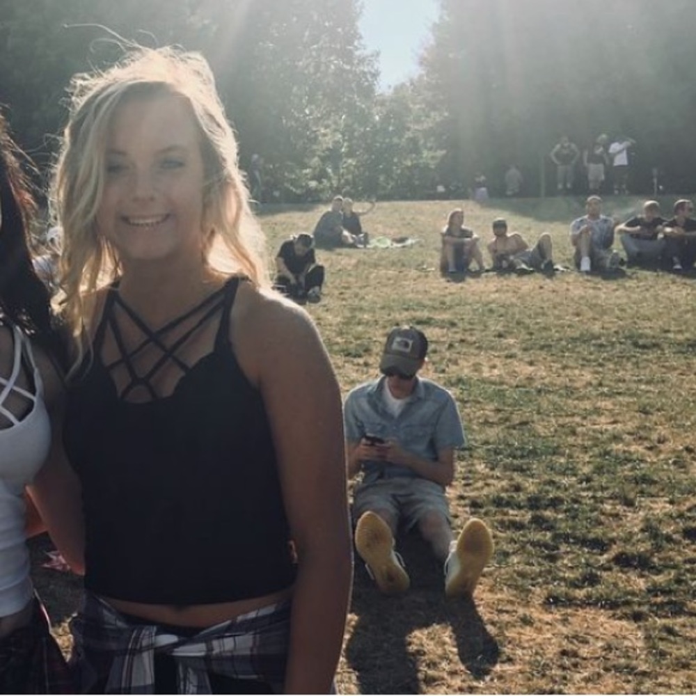 Black crop top